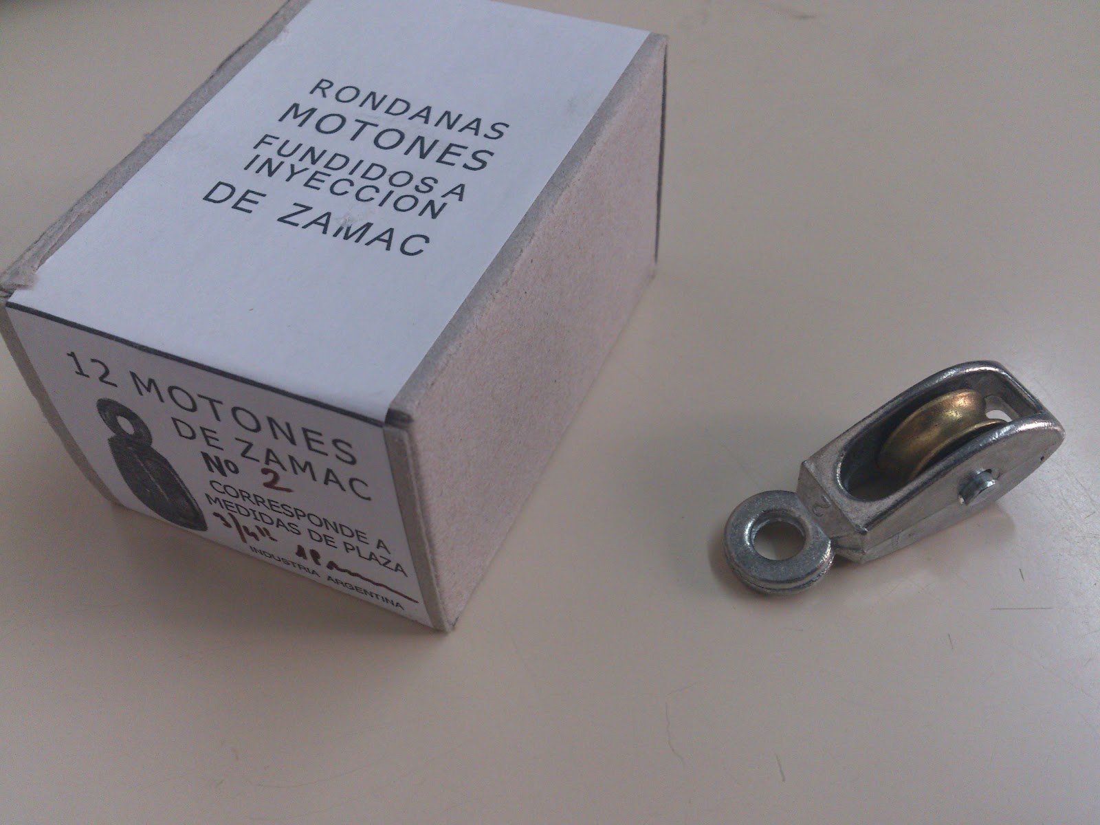 MOTONES DOBLES DE ZAMAC 11/4